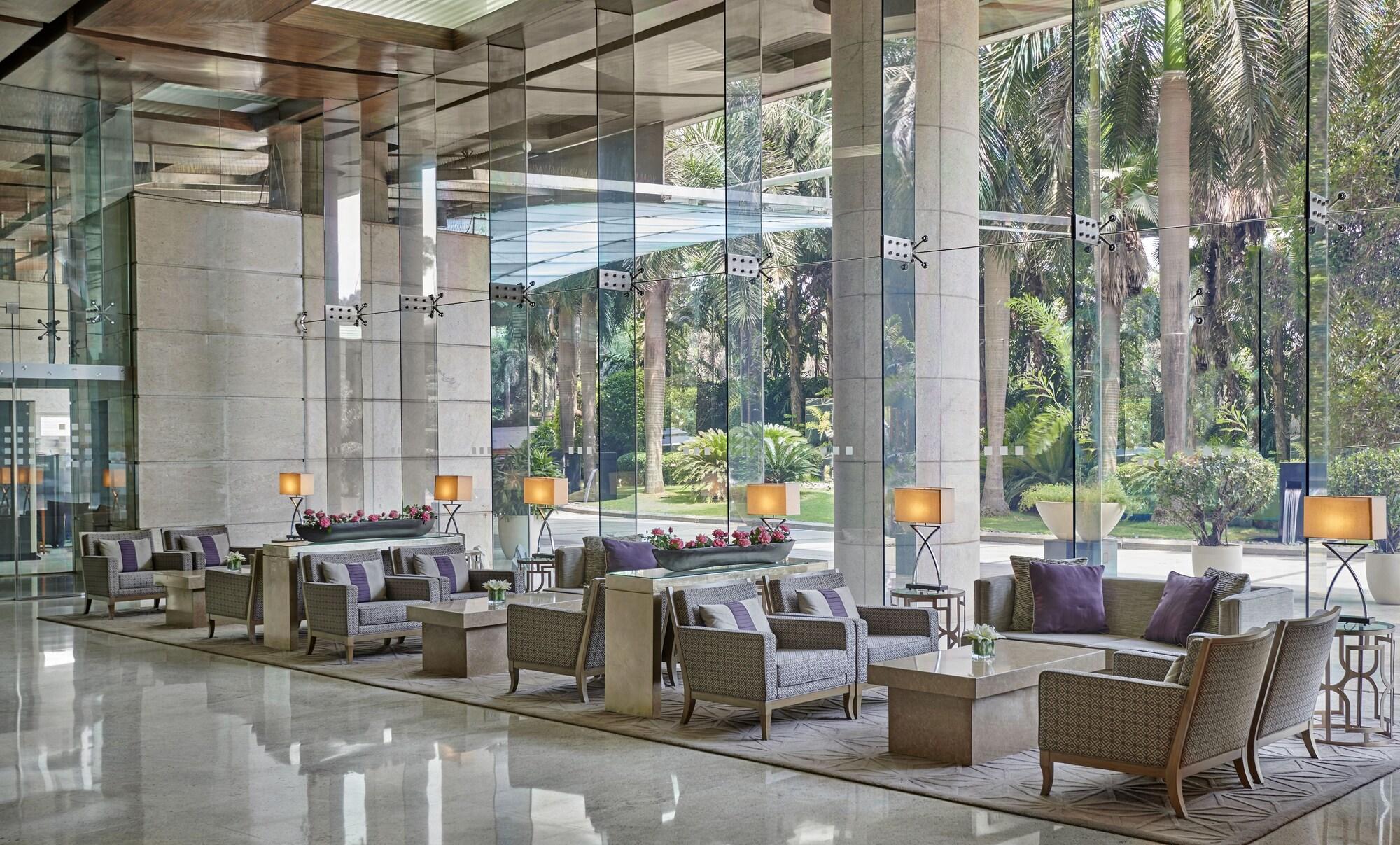 Отель Hyatt Regency Mumbai International Airport Экстерьер фото